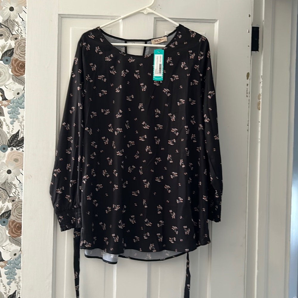 NWT Full Moon sz L maternity top
